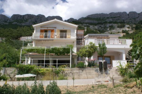 Apartments by the sea Pisak, Omis - 2750